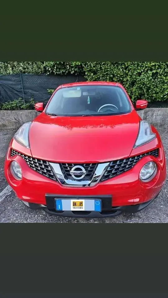 Usata Nissan Juke Visia 110 CV (80 kW) 2015 Rosso SUV