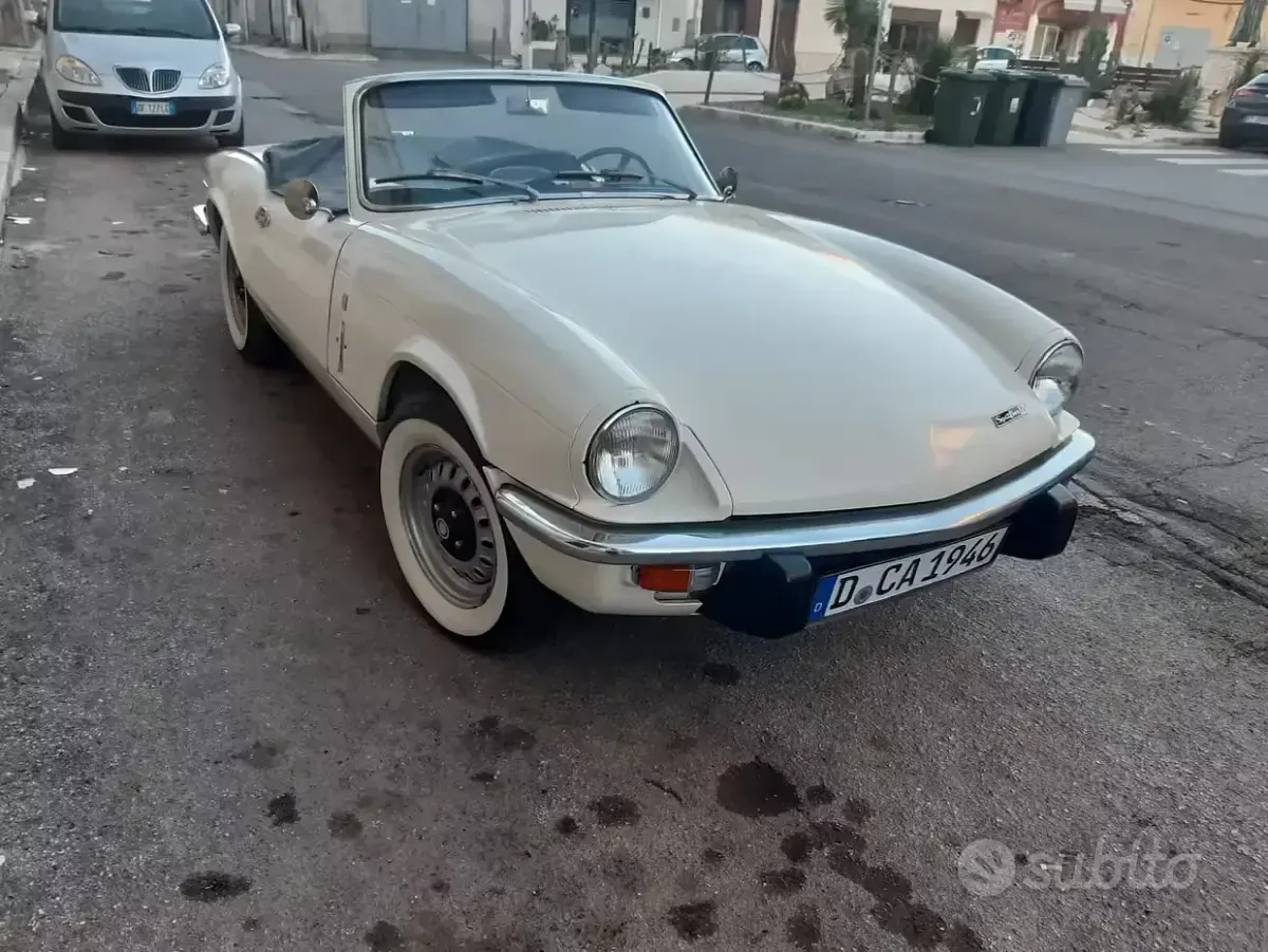 Usata Triumph Spitfire 1970 Bianco Cabrio