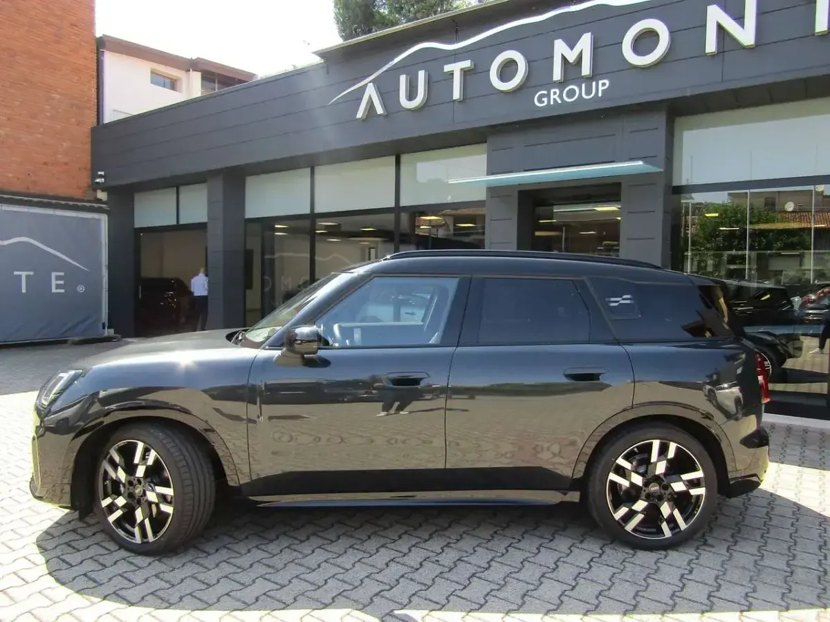 Usata Mini John Cooper Works Countryman 67 kW (92 CV) 2025 Grigio SUV