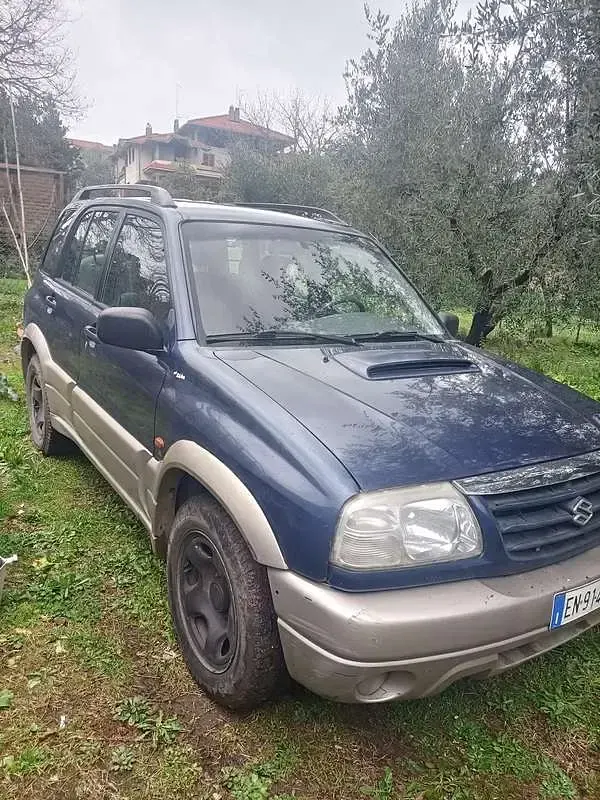 Usata Suzuki Grand Vitara 109 CV (80 kW) 2001 SUV