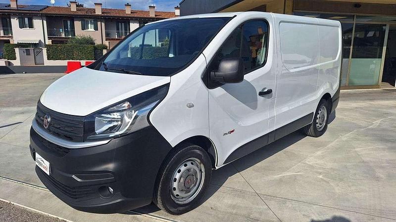 Bianco pastello Usata 2020 Fiat Talento Monovolume | 16.500 € (Cara) - Immagine 1/4