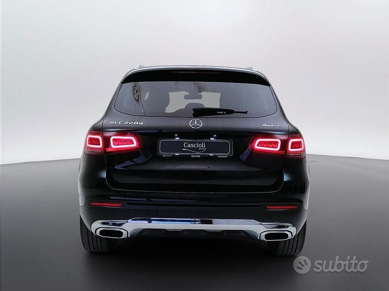 Usata Mercedes GLC220 194 CV (142 kW) 2021 Nero SUV