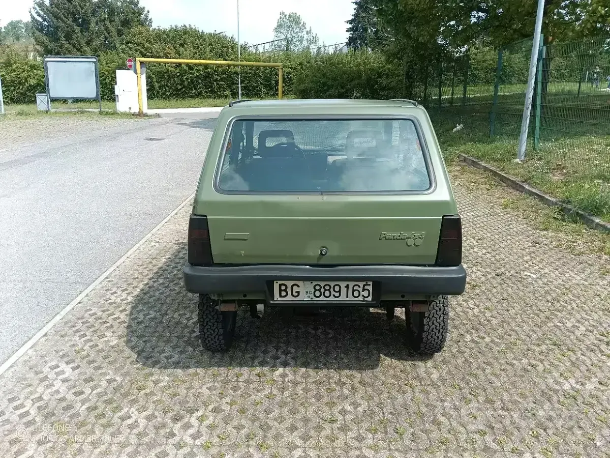 Usata Fiat Panda 4x4 S 50 CV (36 kW) 1988 Verde Utilitaria