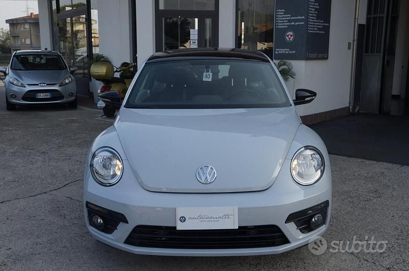 Usata VW Beetle Design 110 CV (80 kW) 2017 Bianco Utilitaria