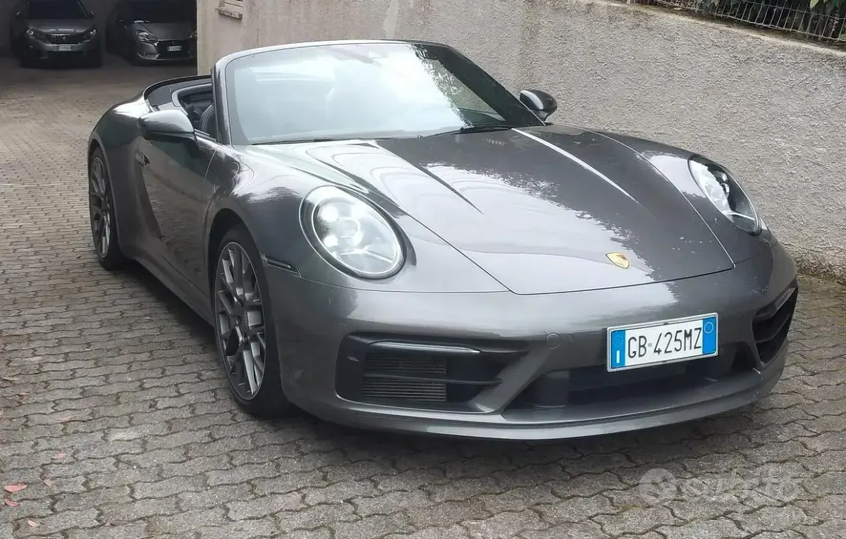 Usata Porsche 911 Carrera Cabriolet 385 CV (283 kW) 2020 Grigio Cabrio
