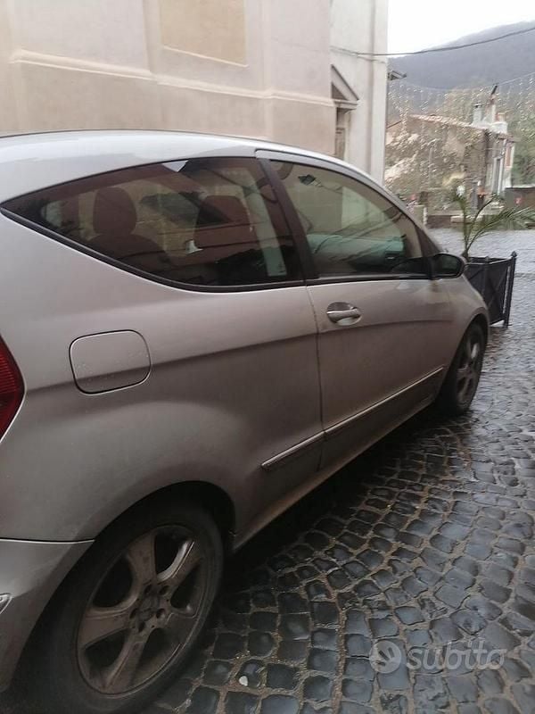 Usata Mercedes A180 2005 Grigio Berlina