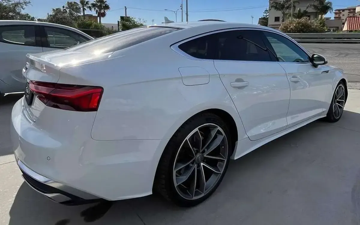 Usata Audi A5 Sportback S-Line 190 CV (139 kW) 2020 Bianco Utilitaria