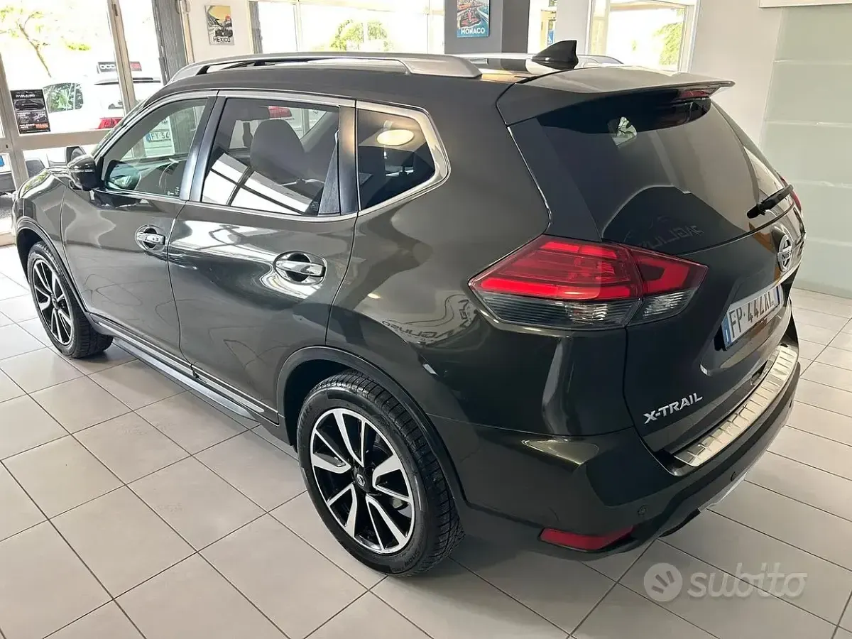 Usata Nissan X-Trail N-Connecta 177 CV (130 kW) 2018 Grigio SUV