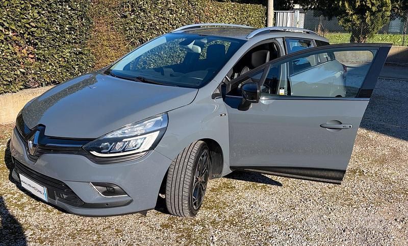 Usata Renault Clio GrandTour 89 CV (65 kW) 2019 Grigio Station wagon
