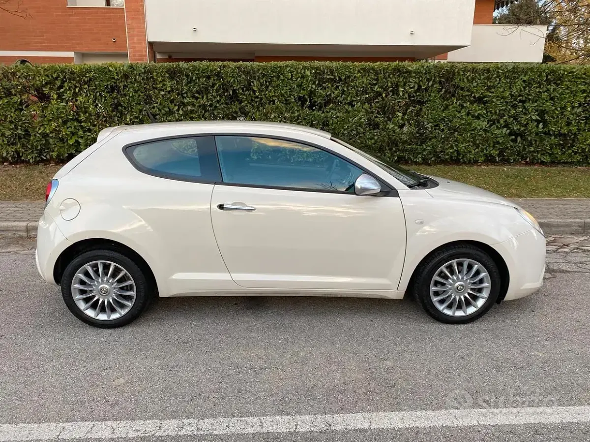 Usata Alfa Romeo MiTo Progression 85 CV (62 kW) 2012 Bianco Utilitaria