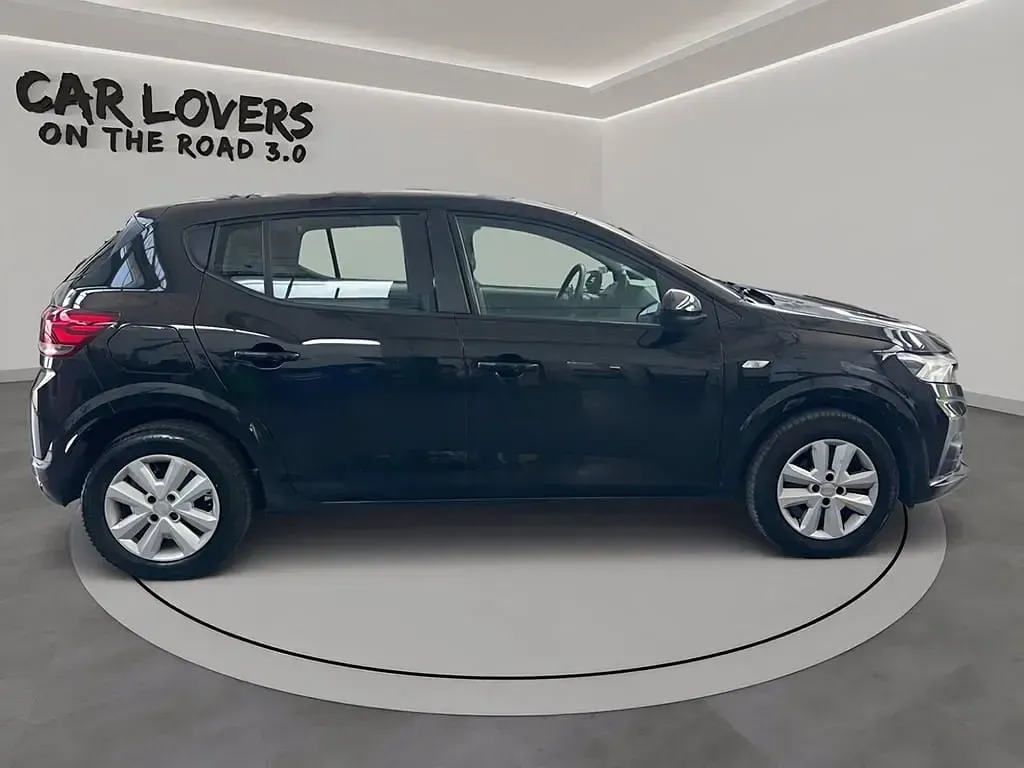 Usata Dacia Sandero Expression 101 CV (74 kW) 2023 Nero Utilitaria