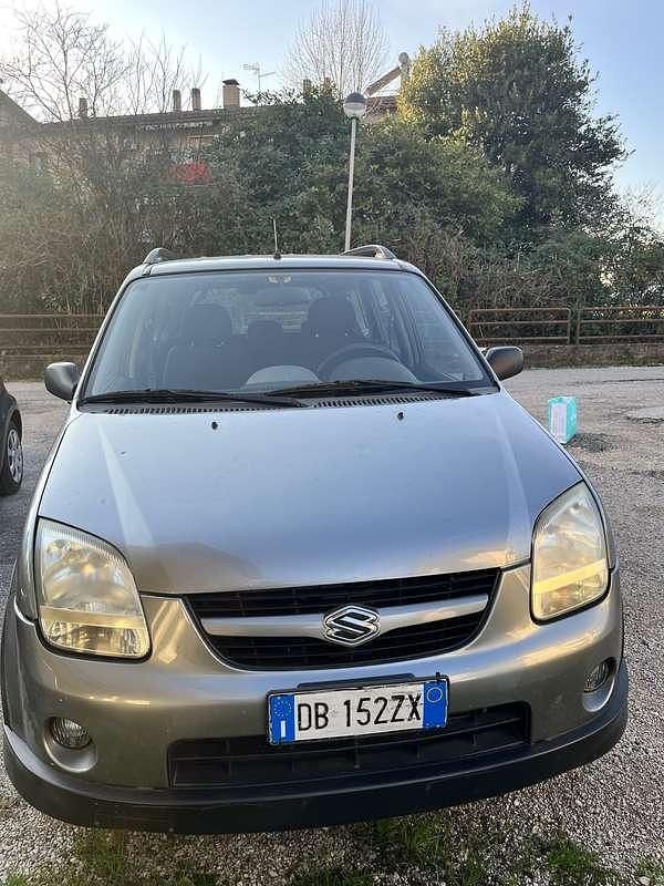 Usata Suzuki Ignis 69 CV (50 kW) 2006 Monovolume