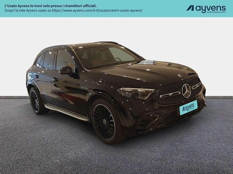 Begagnad Mercedes GLC220 Advanced Plus 197 HK (144 kW) 2024 Svart SUV