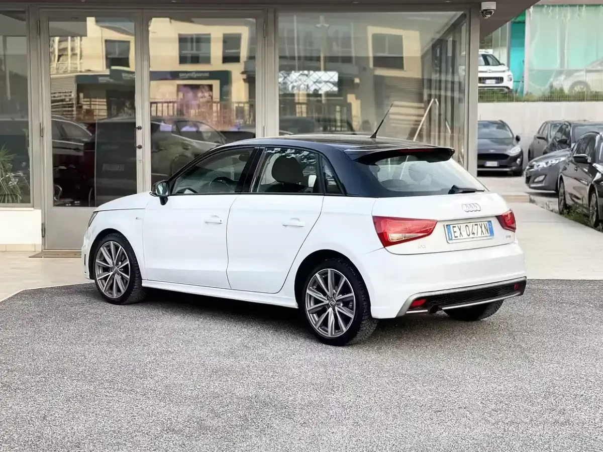 Usata Audi A1 86 CV (63 kW) 2015 Bianco Utilitaria