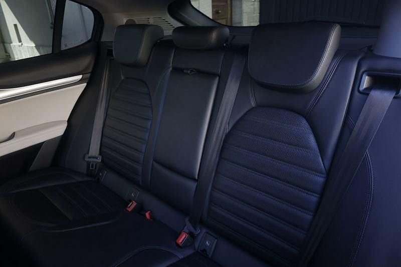 Usata Alfa Romeo Stelvio Veloce 210 CV (154 kW) 2020 Grigio scuro SUV