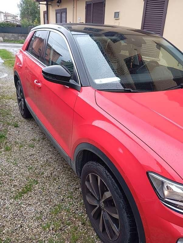 Usata VW T-Roc Advance 116 CV (85 kW) 2019 Rosso SUV