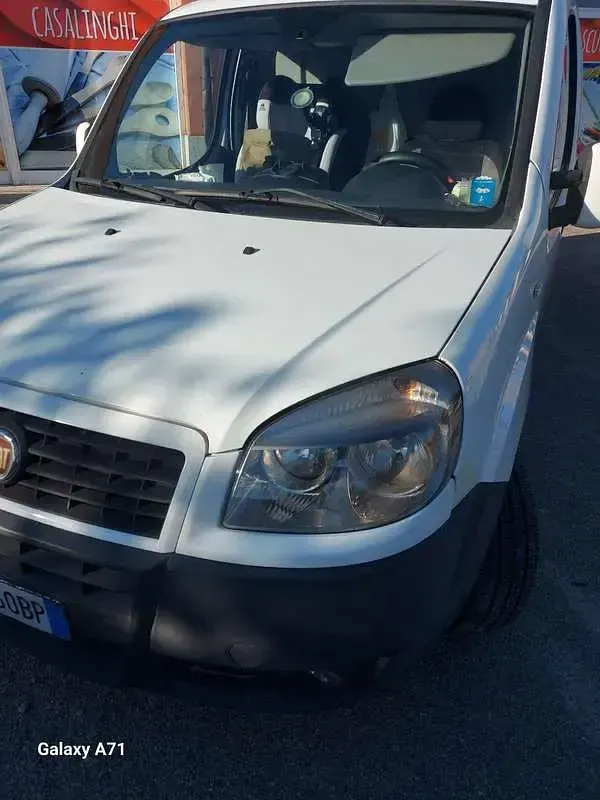 Usata Fiat Doblò Active 116 CV (85 kW) 2009 Monovolume