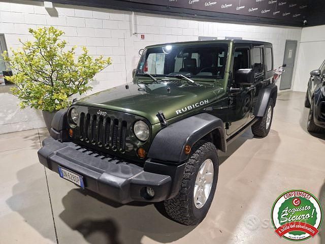 Usata Jeep Wrangler Unlimited Rubicon 177 CV (130 kW) 2008 Verde SUV