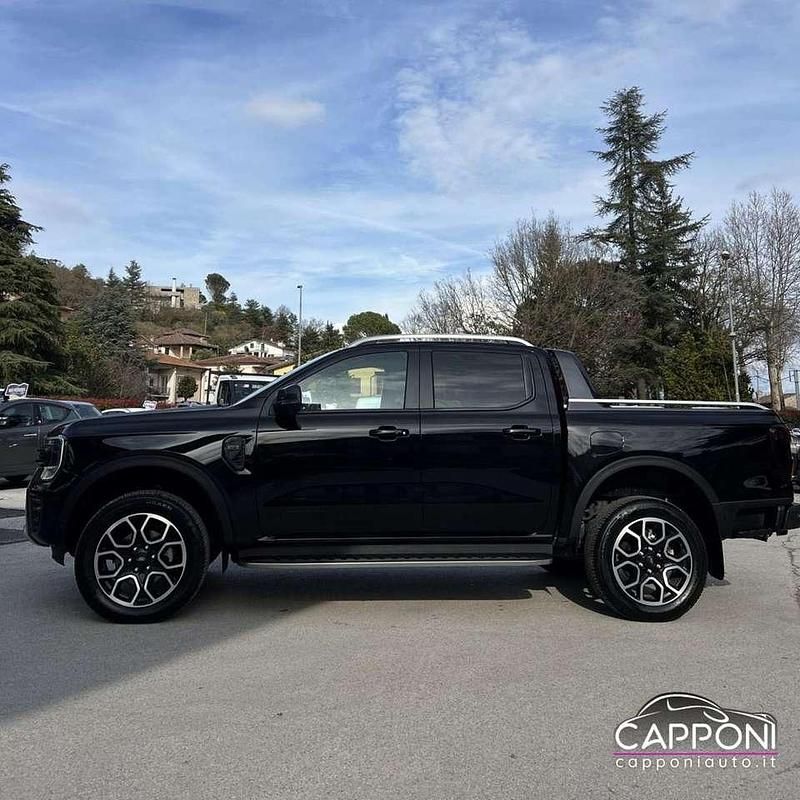 Usata Ford Ranger Wildtrack 240 CV (176 kW) 2023 Nero Pick-up