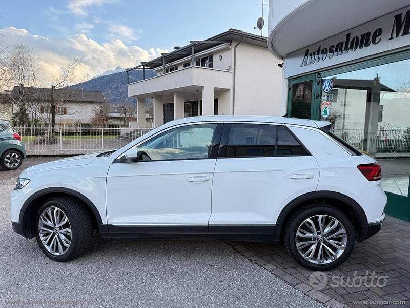 Usata VW T-Roc 150 CV (110 kW) 2018 Bianco SUV