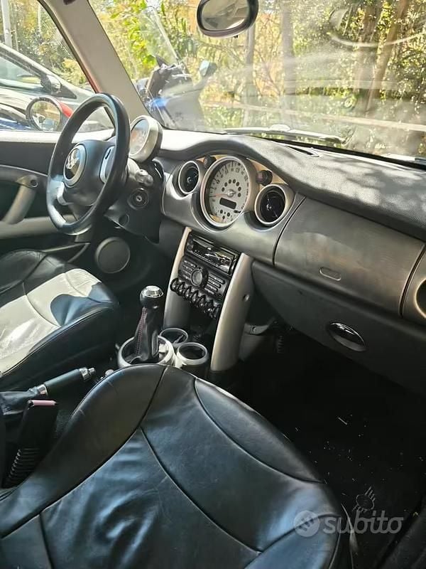 Usata Mini Cooper S 163 CV (119 kW) 2003 Grigio Utilitaria