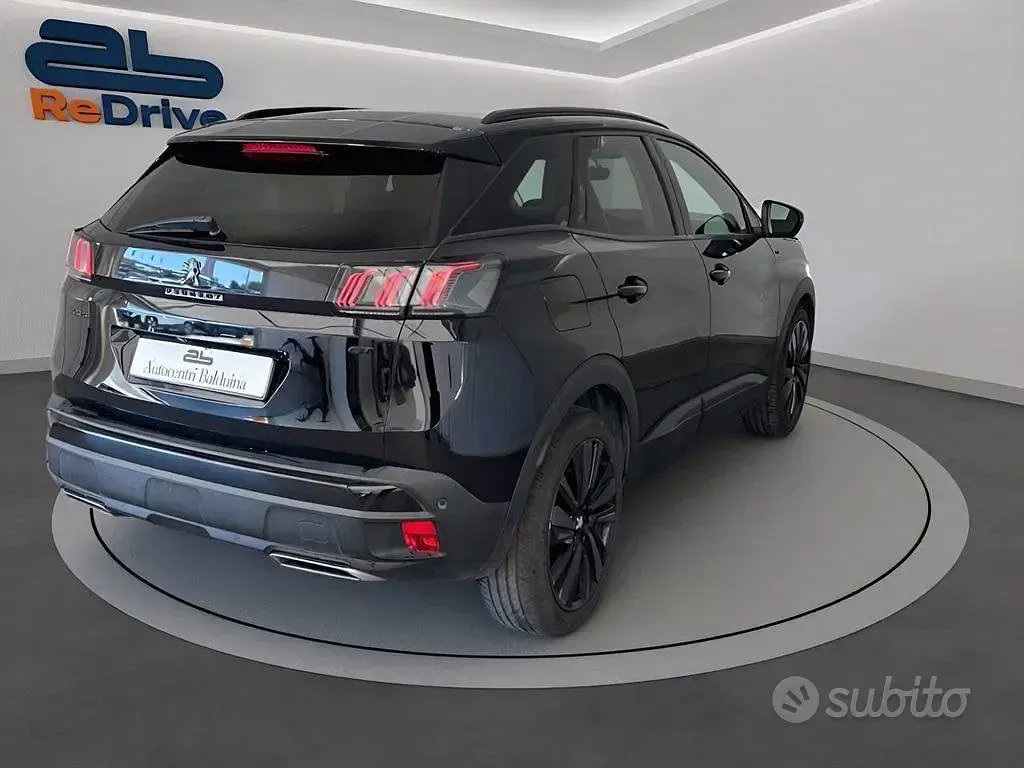 Usata Peugeot 3008 GT 131 CV (96 kW) 2022 Nero perla SUV