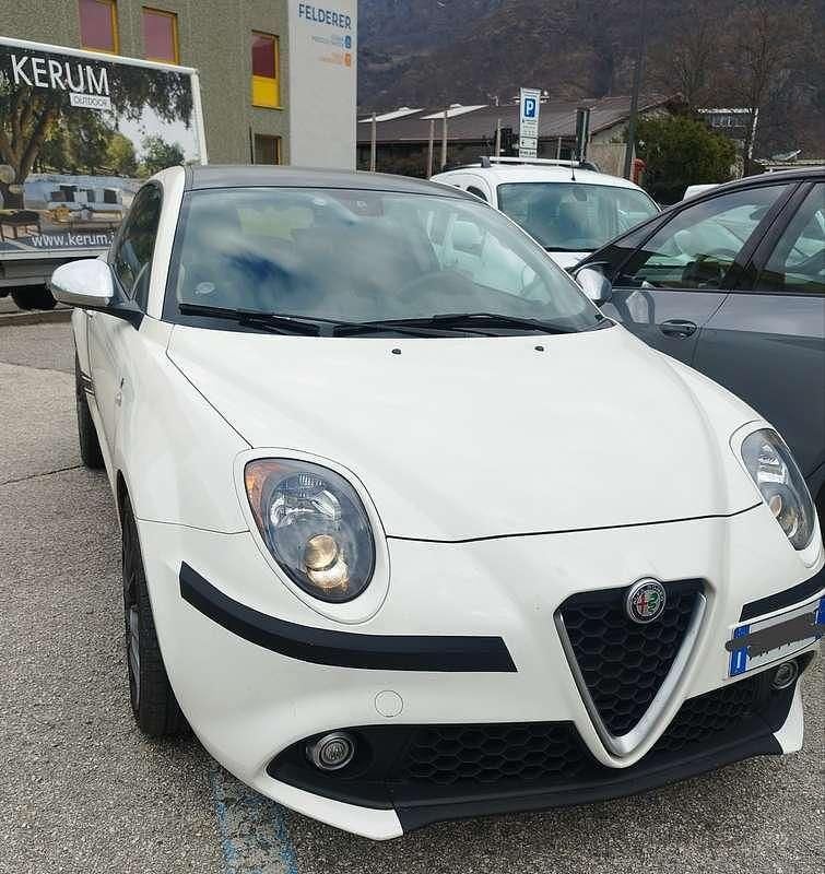 Second-hand Alfa Romeo MiTo Super 95 CP (69 kW) 2017 Hatchback