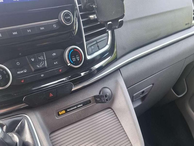 Usata Ford Tourneo Custom 150 CV (110 kW) 2022 Blu/azzurro Furgone