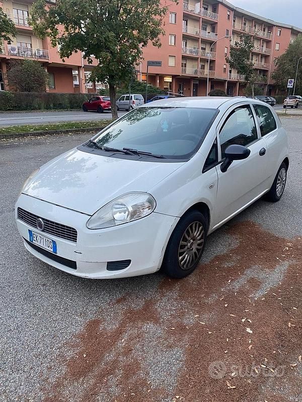 Usata Fiat Grande Punto S 2011 Bianco Utilitaria