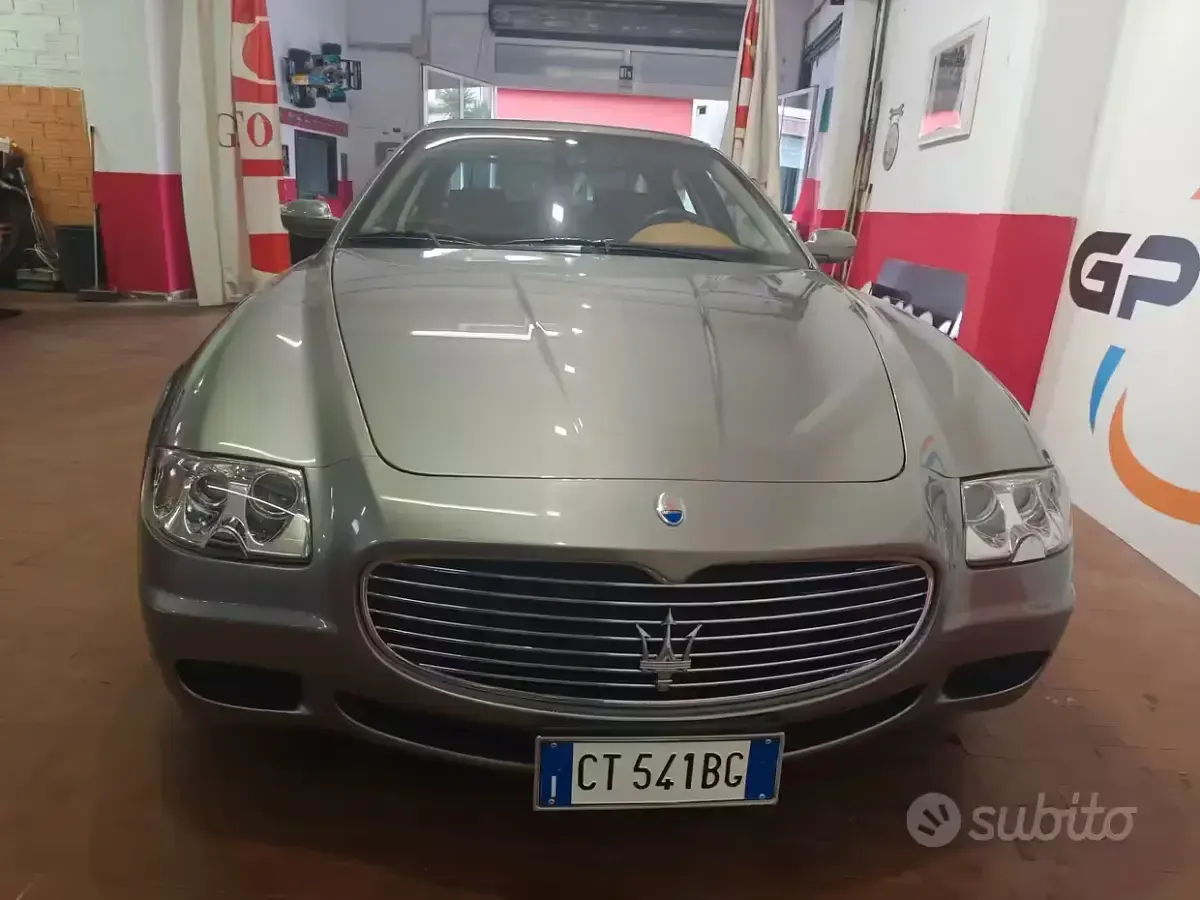 Usata Maserati Quattroporte 400 CV (294 kW) 2005 Grigio Berlina