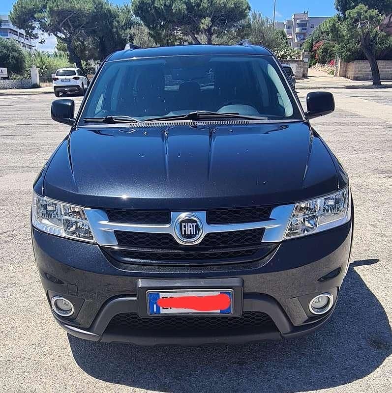 Usata Fiat Freemont Lounge 170 CV (125 kW) 2013 Nero SUV