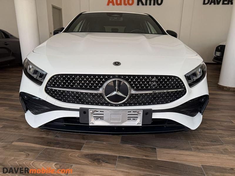 Usata Mercedes A180 AMG Line Premium 116 CV (85 kW) 2024 Bianco Utilitaria