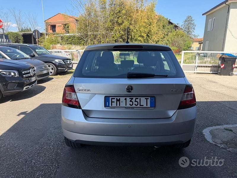 Usata Skoda Fabia Ambition 75 CV (55 kW) 2018 Grigio Berlina