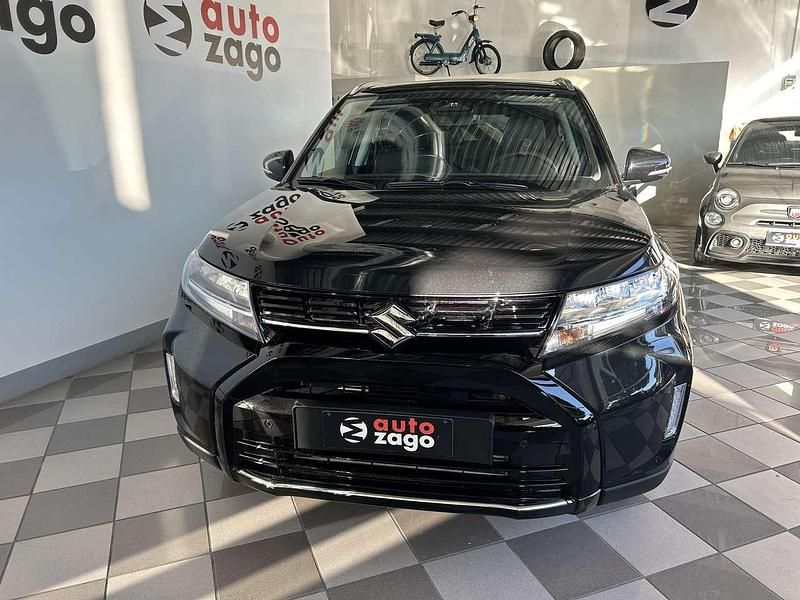 Nuova Suzuki Vitara 110 CV (80 kW) 2026 Grigio glasgow tetto nero SUV
