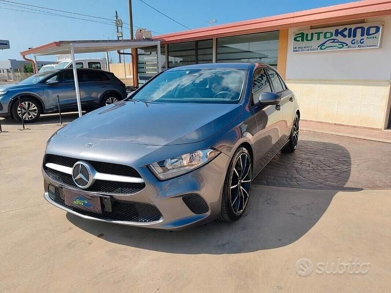 Usata Mercedes A200 Executive 150 CV (110 kW) 2021 Grigio Berlina