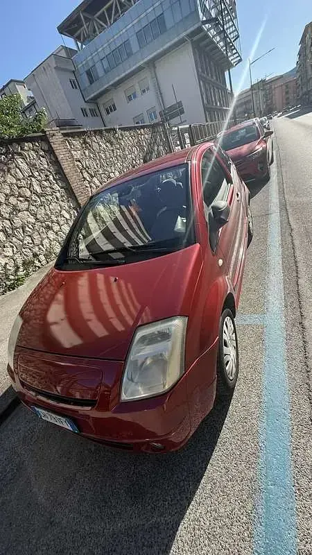 Usata Citroën C2 Exclusive 68 CV (50 kW) 2004 Rosso Utilitaria