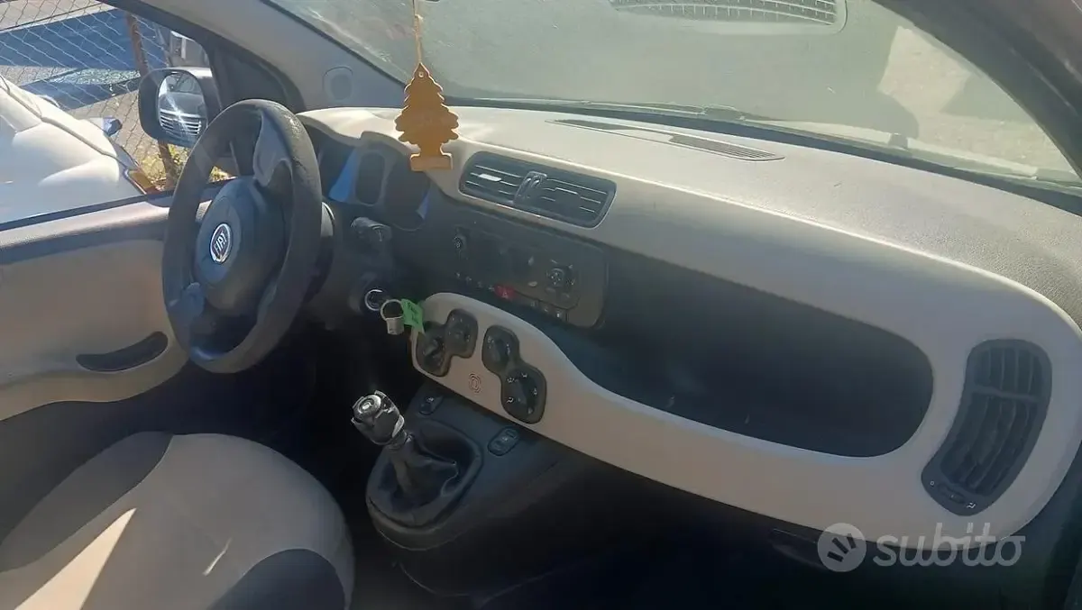 Usata Fiat Panda Easy 85 CV (62 kW) 2014 Beige Utilitaria