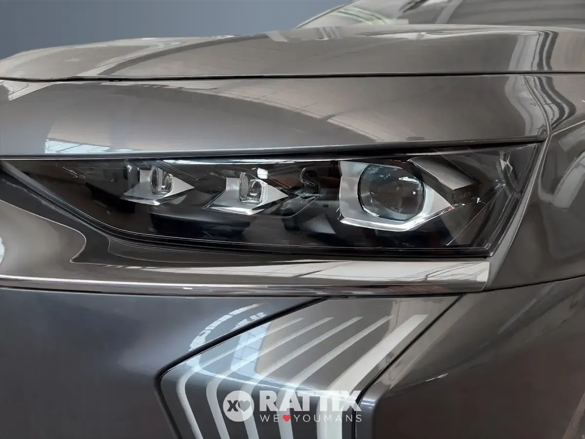 Usata DS Automobiles DS7 Crossback Opera 131 CV (96 kW) 2024 Grigio titano SUV