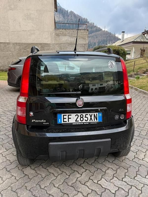 Usata Fiat Panda 4x4 2010 Nero Utilitaria