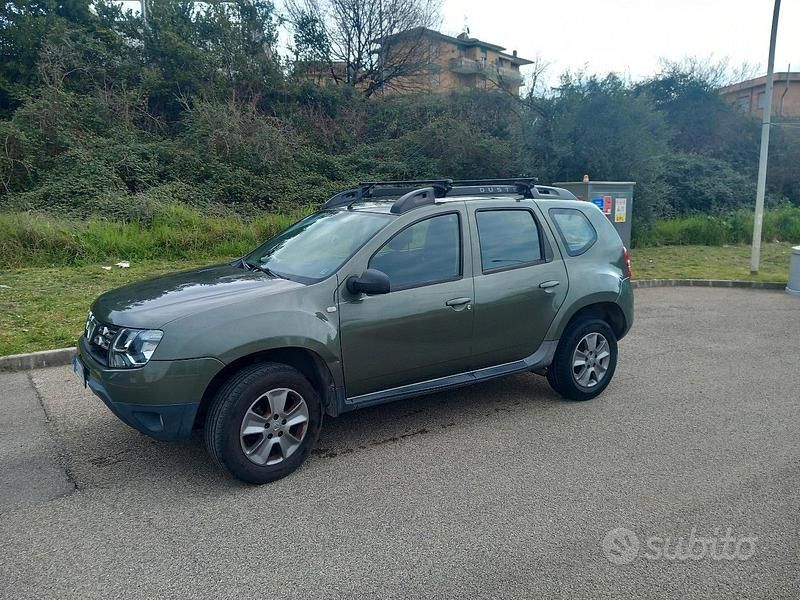 Occasion Dacia Duster 2015 Vert Berline
