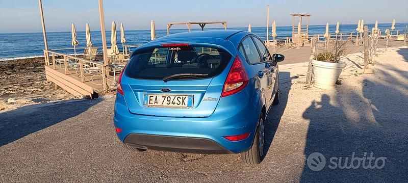 Usata Ford Fiesta 2010 Blu Utilitaria