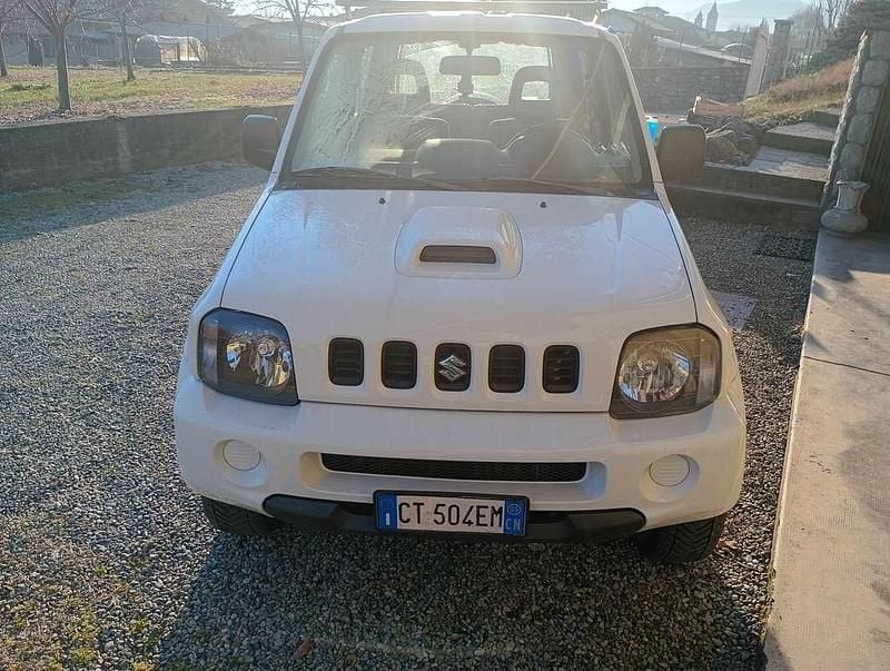 Usata 2005 Suzuki Jimny SUV | 6000 € (Ottimo prezzo) - Immagine 1/4