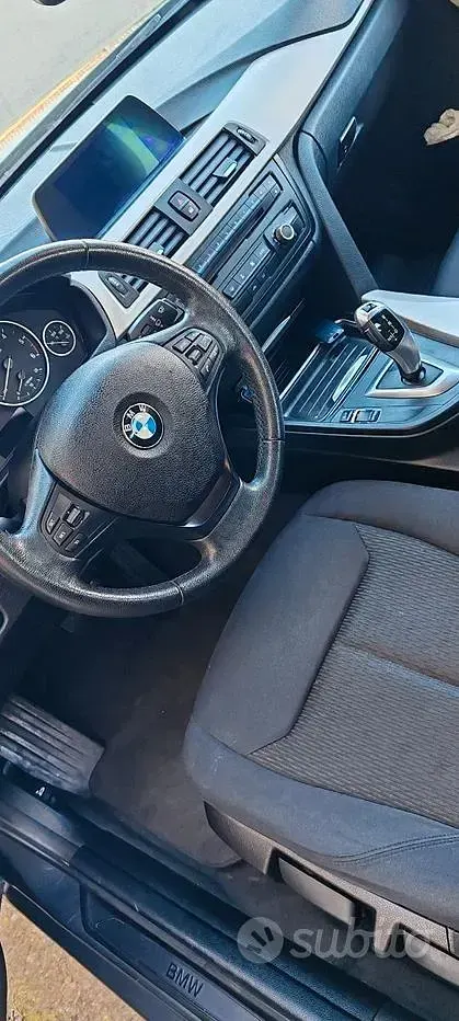 Usata BMW 318 143 CV (105 kW) 2014 Grigio Berlina