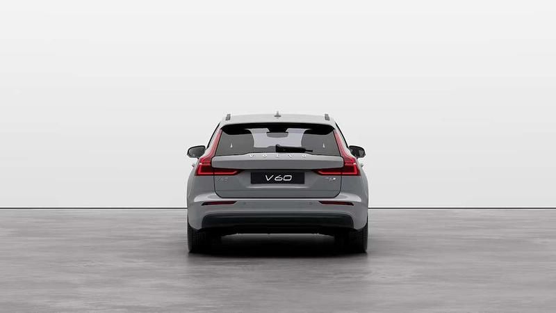 Nuova Volvo V60 Core 349 CV (256 kW) 2025 Grigio Station wagon
