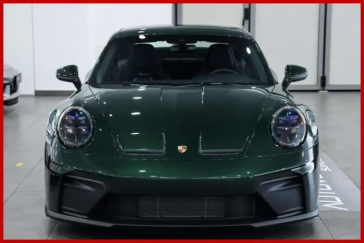 Usata Porsche 911 GT3 Touring 510 CV (375 kW) 2025 Oak green neo Coupé