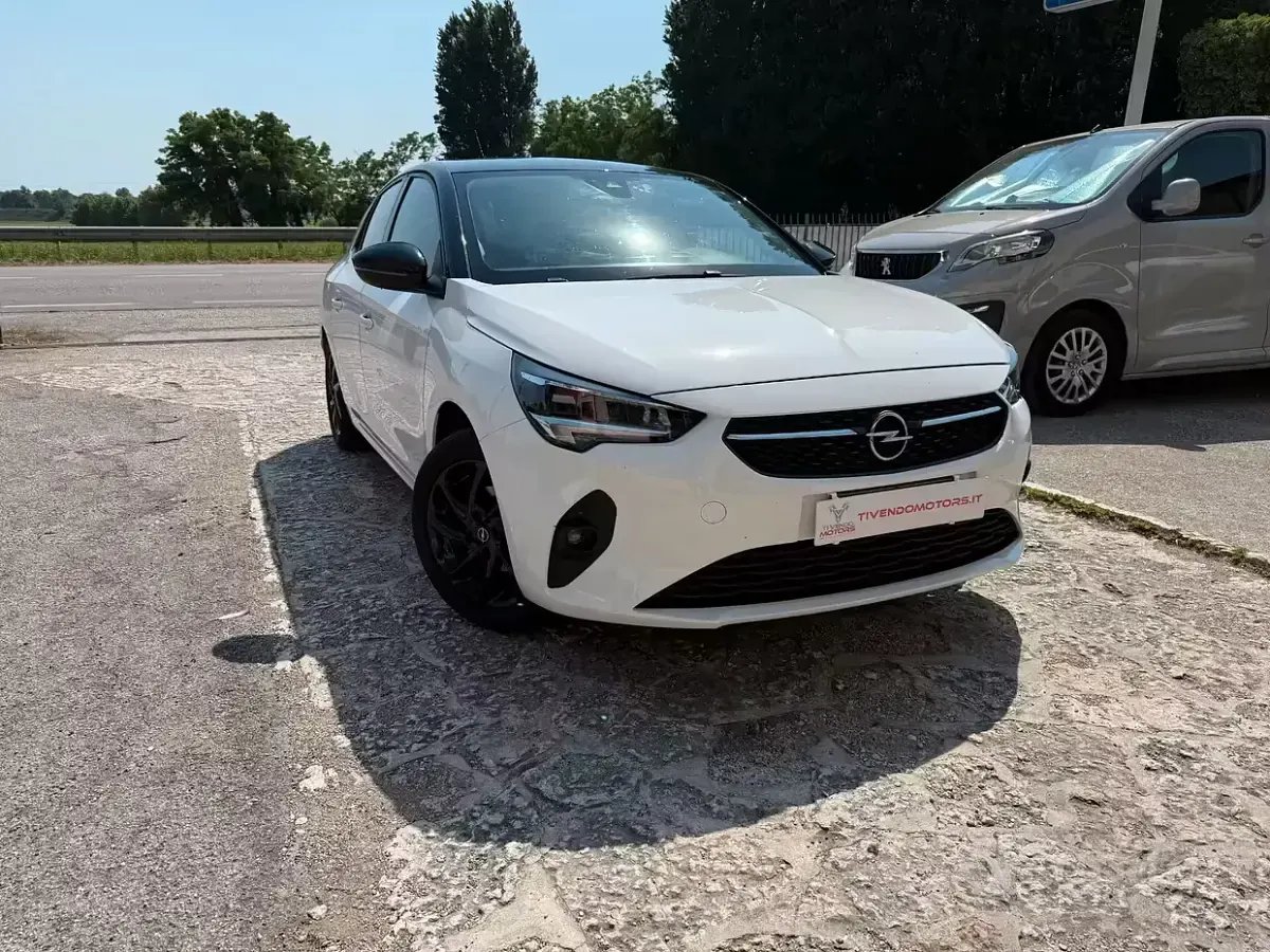 Usata Opel Corsa Edition 75 CV (55 kW) 2022 Bianco Utilitaria