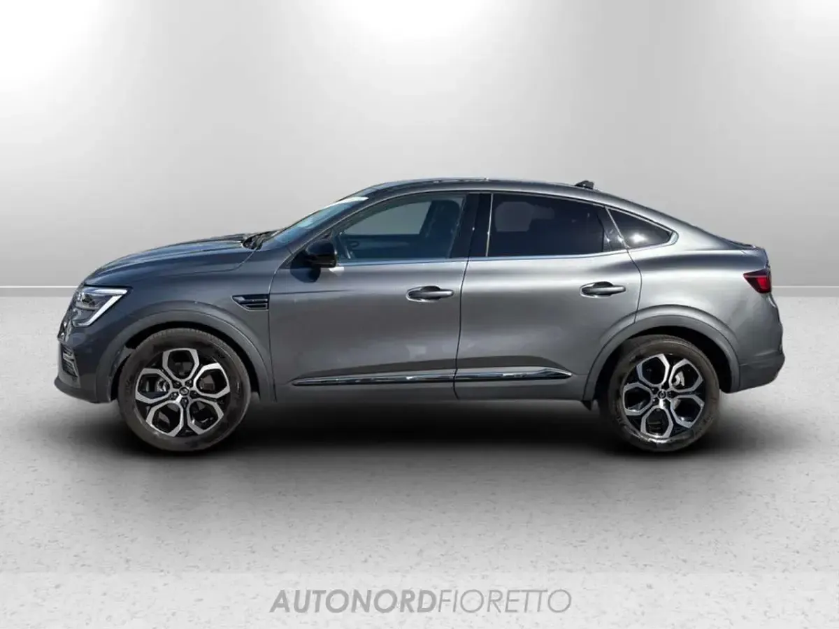 Brugt Renault Arkana Techno 143 HK (105 kW) 2023 Grå SUV