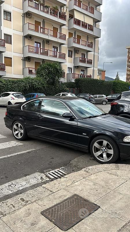 Usata BMW 318 118 CV (86 kW) 2001 Blu