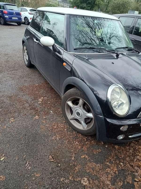 Usata Mini Cooper 116 CV (85 kW) 2004 Nero Utilitaria