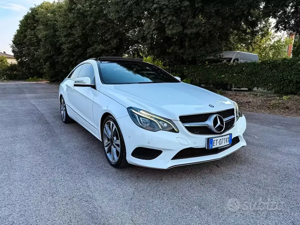 Usata Mercedes E250 204 CV (150 kW) 2013 Bianco Coupé